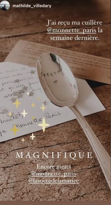 Monnette Paris、お客様が撮影した刻印入りの品
